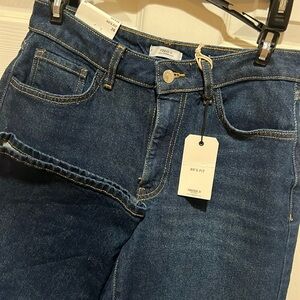 Forever 21 jeans, size 26, 90s fit jeans, loose fit, relaxed leg, NWT